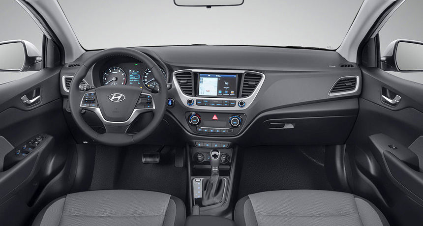 Интерьер Hyundai Solaris