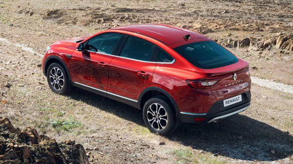 Французы особо подчеркивают, что Renault Arkana разрабатывалась специально для России. Однако пока продажи не радуют