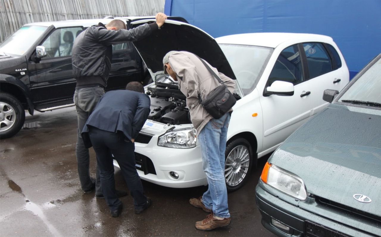 Покупаем подержанный автомобиль: как не нарваться на проблемы 