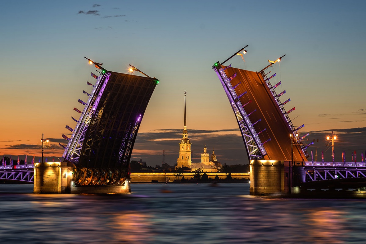 Санкт-Петербург: Императорская элегантность и современные возможности